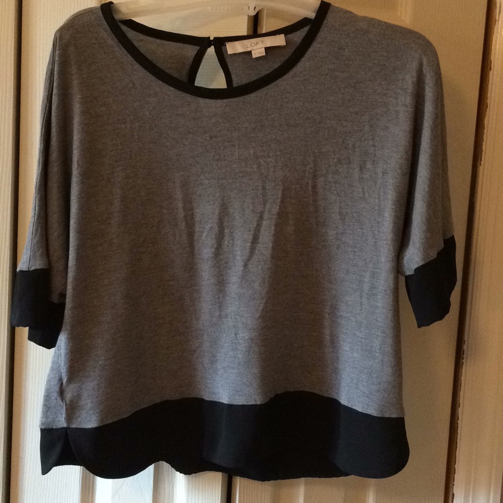 Grey and black top